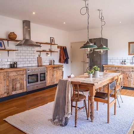 Apartamento Penthouse At The Old Tea Factory Londres Exterior foto