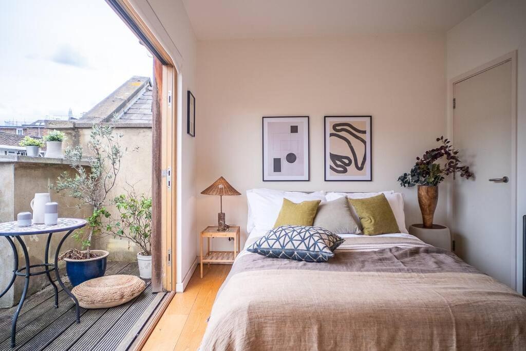Apartamento Penthouse At The Old Tea Factory Londres Exterior foto