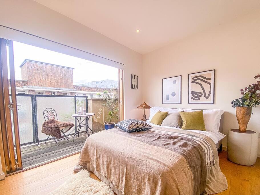 Apartamento Penthouse At The Old Tea Factory Londres Exterior foto