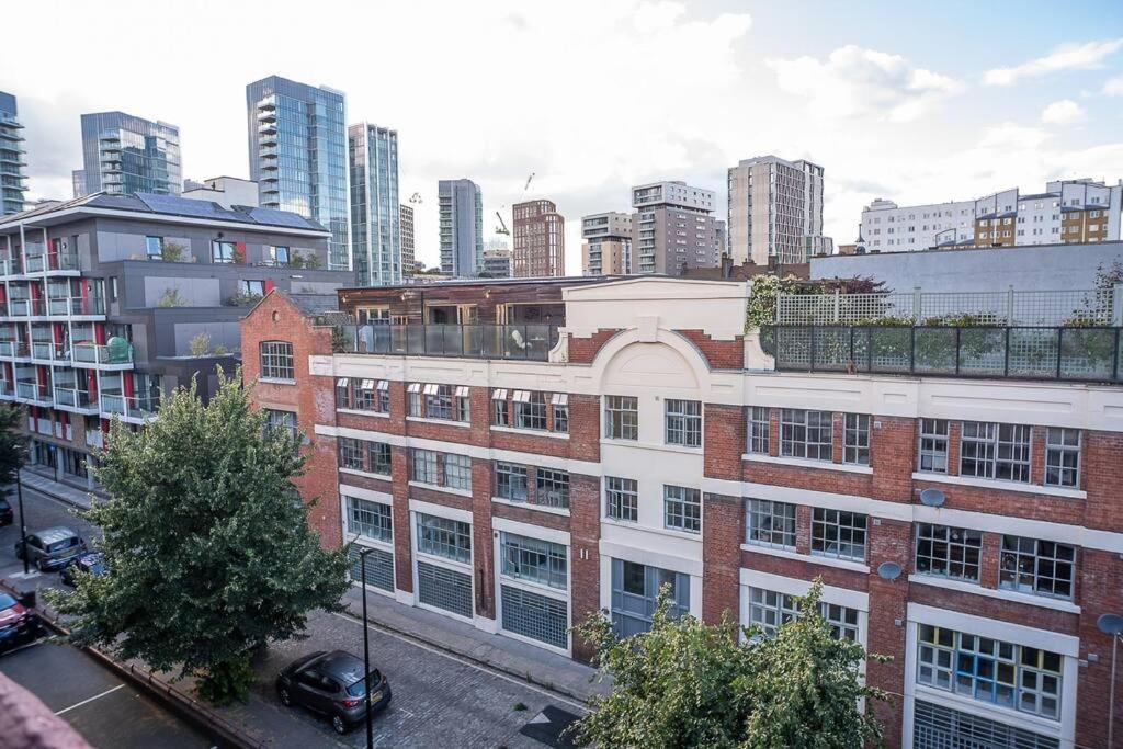 Apartamento Penthouse At The Old Tea Factory Londres Exterior foto