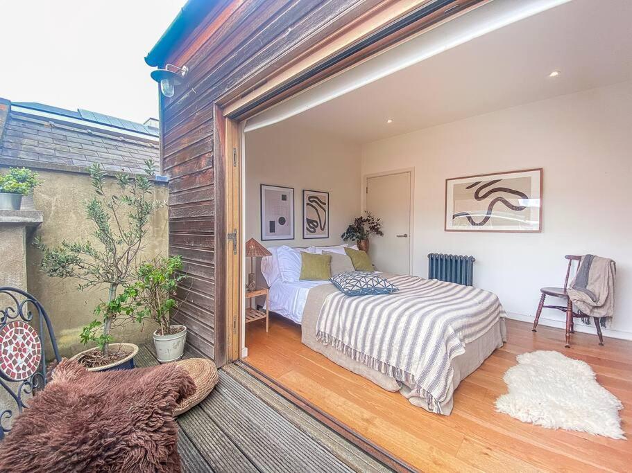 Apartamento Penthouse At The Old Tea Factory Londres Exterior foto
