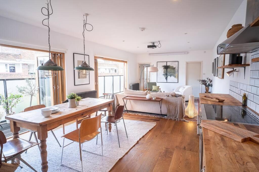 Apartamento Penthouse At The Old Tea Factory Londres Exterior foto